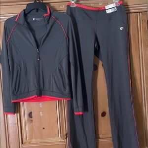 New York & Company Charcoal and Scarlet Jogger Set
